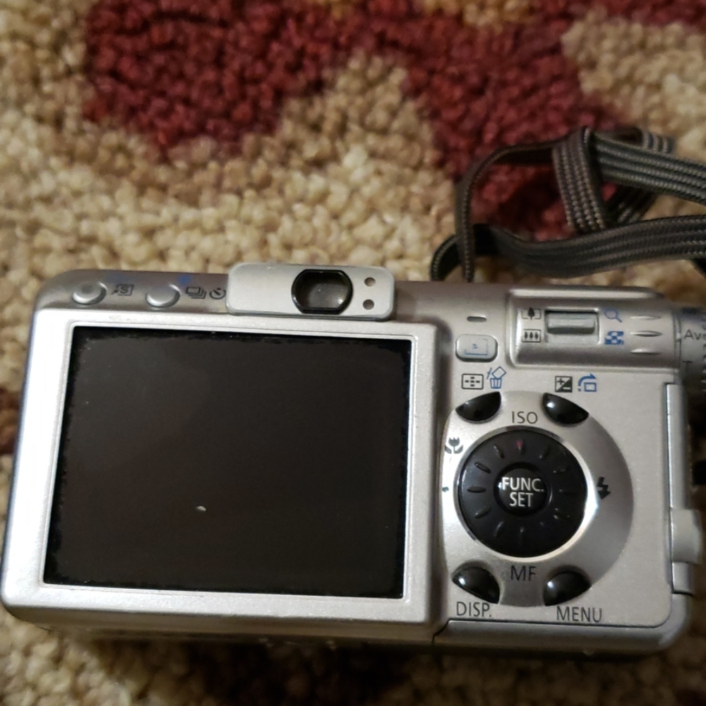 Digital camera - Picture 2 of 5